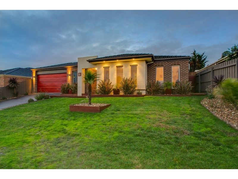 11 Mitch Court, Somerville VIC 3912