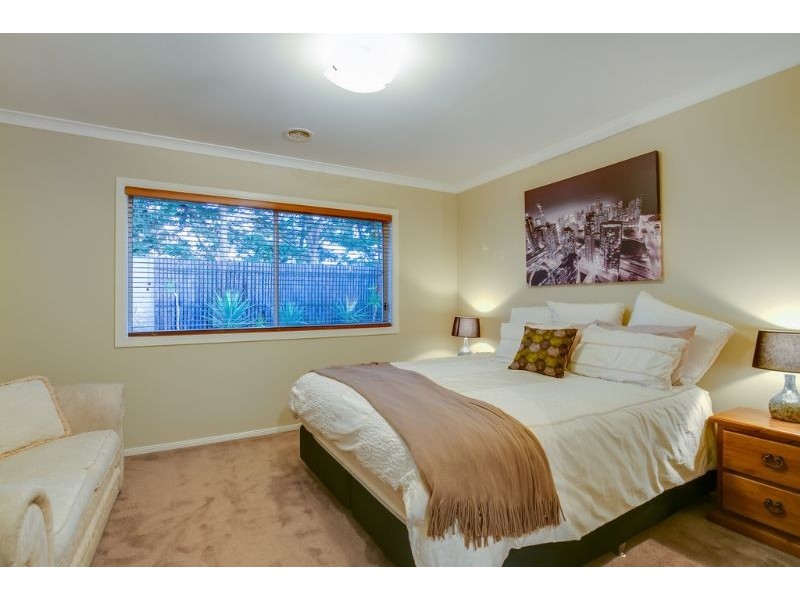 11 Mitch Court, Somerville VIC 3912