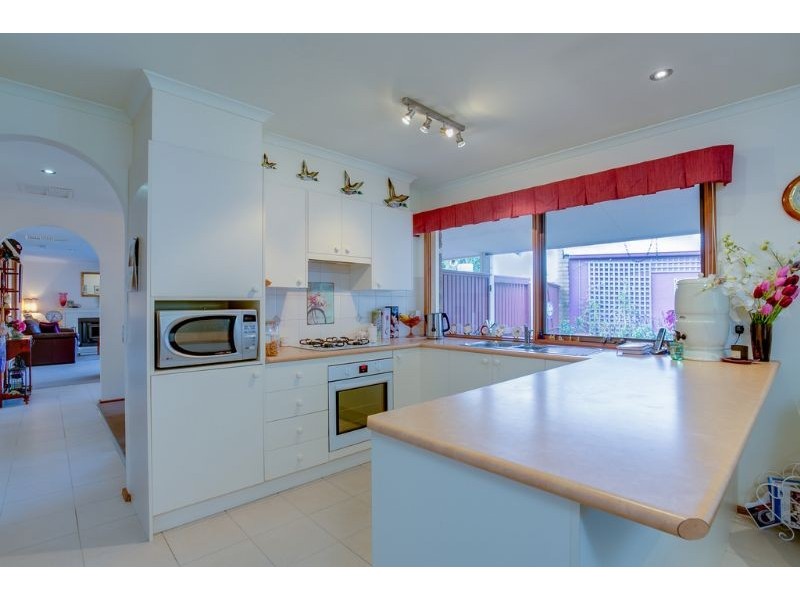 5 Kent Place, Somerville VIC 3912