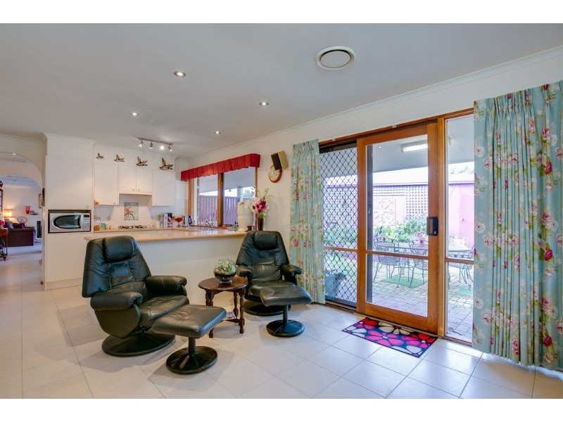 5 Kent Place, Somerville VIC 3912