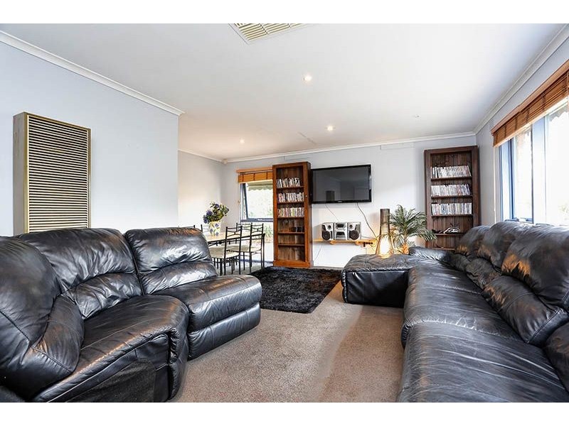 21 Station Street, Somerville VIC 3912