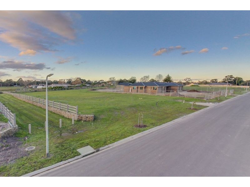 33 Bettina Street, Tyabb VIC 3913