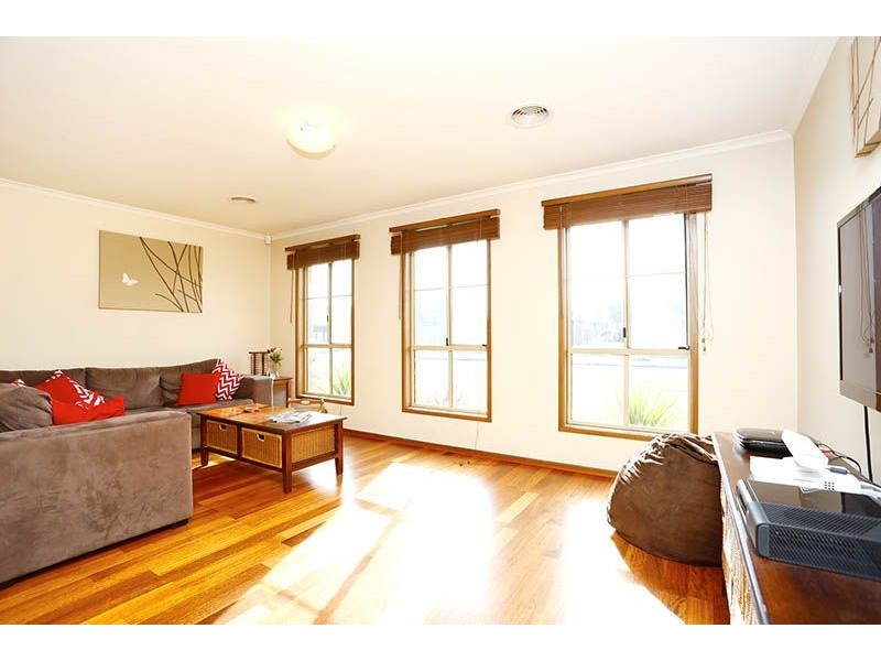 80 Pembroke Drive, Somerville VIC 3912