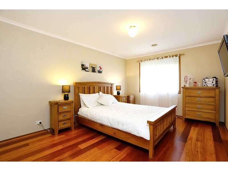 80 Pembroke Drive, Somerville VIC 3912