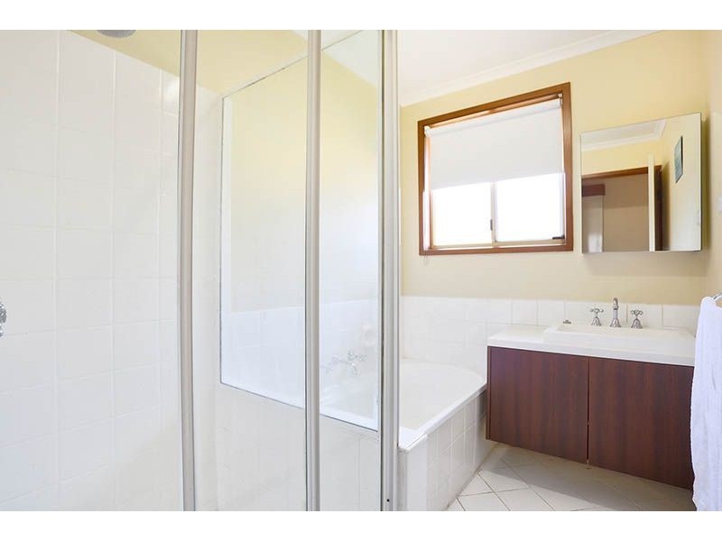 80 Pembroke Drive, Somerville VIC 3912