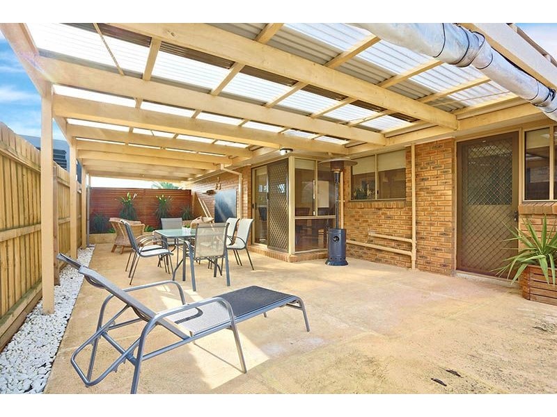 80 Pembroke Drive, Somerville VIC 3912