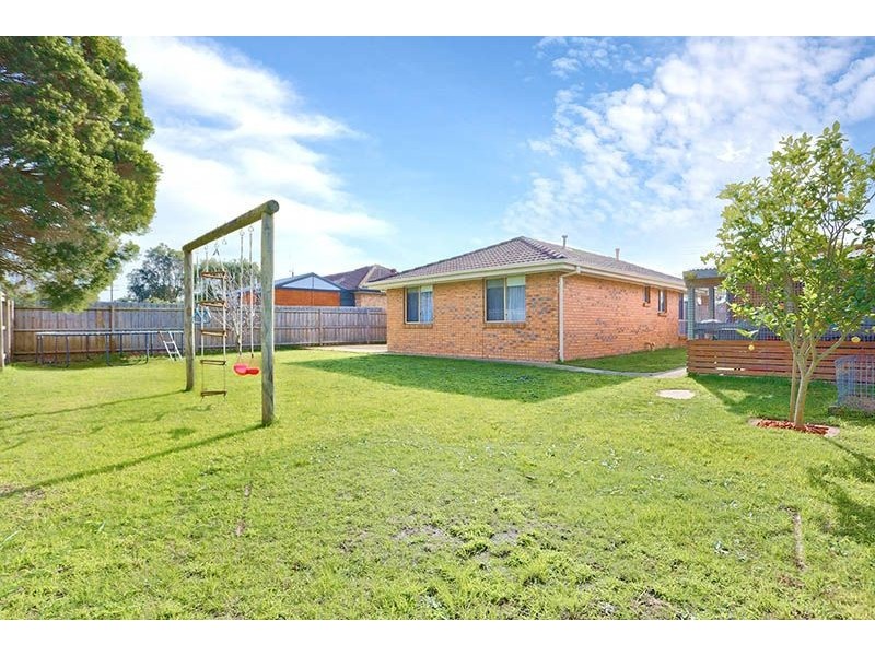 80 Pembroke Drive, Somerville VIC 3912