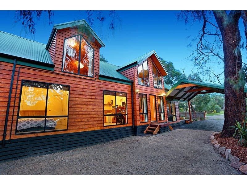 55 Glenalva Parade, Cannons Creek VIC 3977