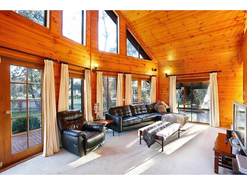55 Glenalva Parade, Cannons Creek VIC 3977