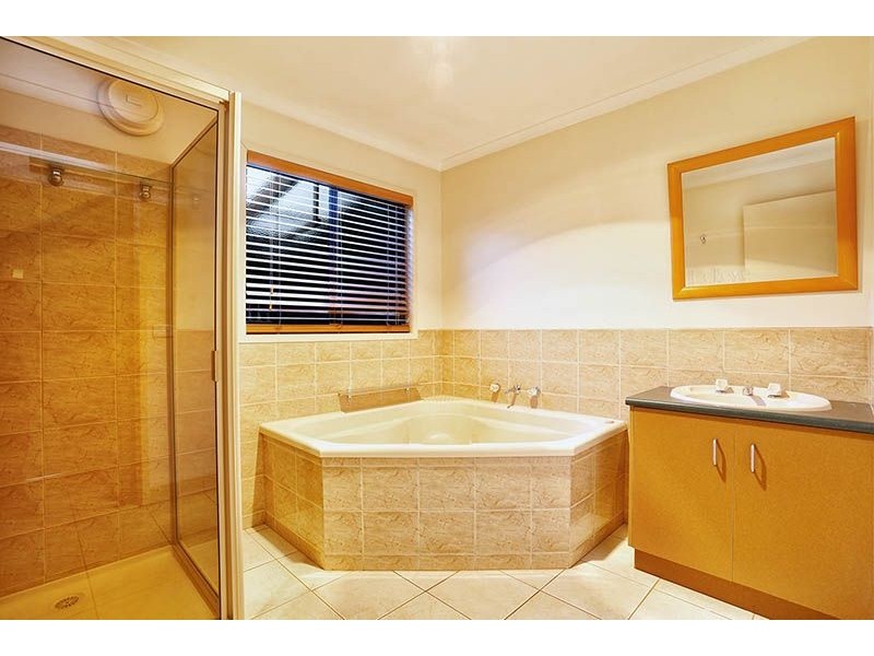 55 Glenalva Parade, Cannons Creek VIC 3977