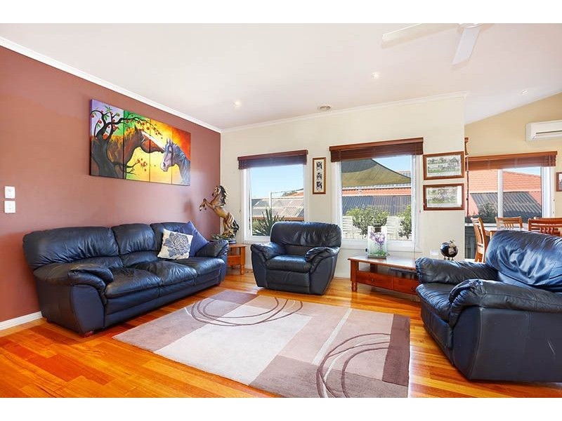 2 Ninalee Way, Somerville VIC 3912