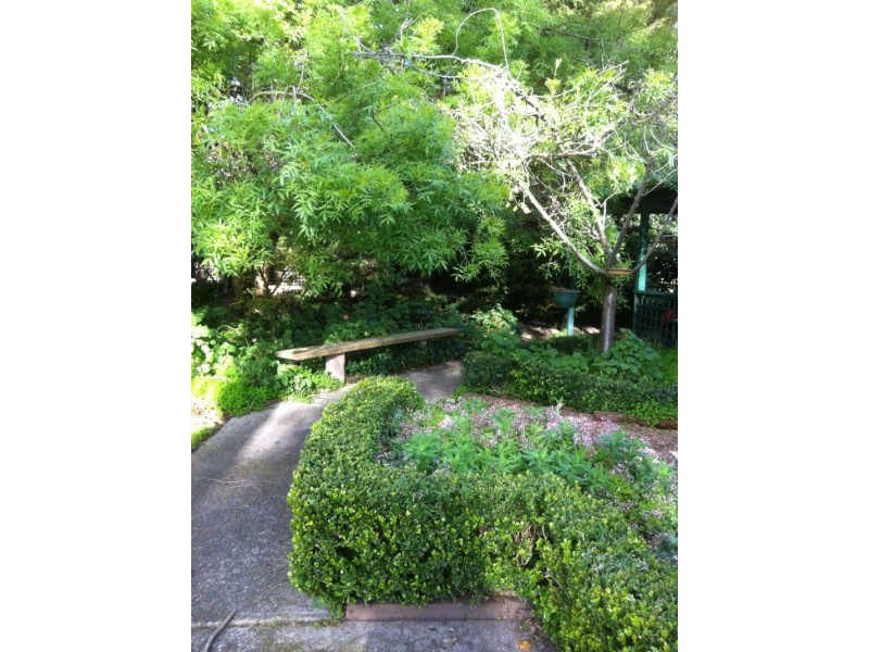 2 David Close, Somerville VIC 3912