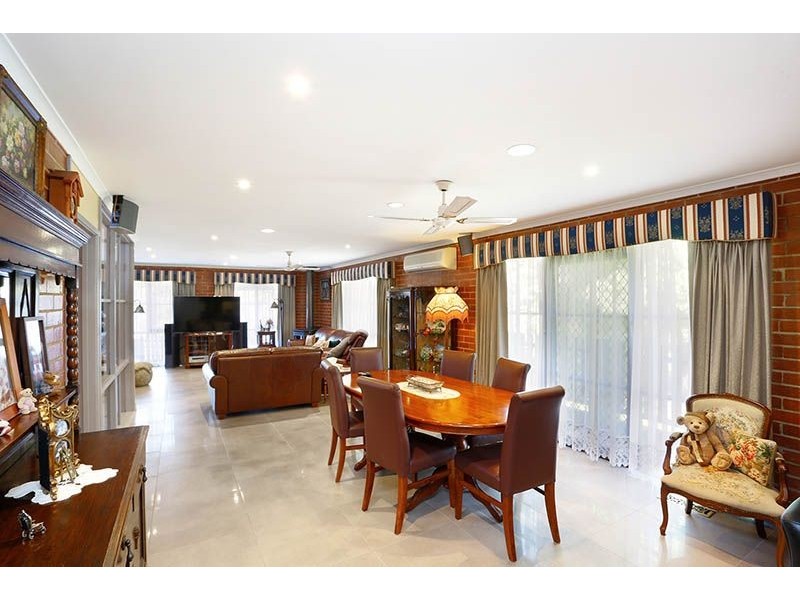 94 Guelph Street, Somerville VIC 3912