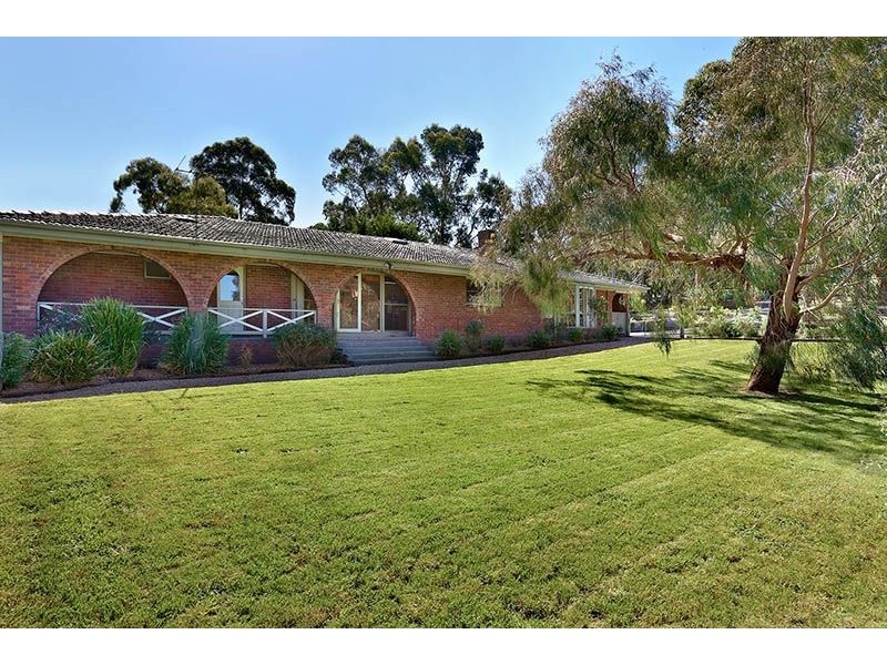 11 McLaurin Drive, Tyabb VIC 3913