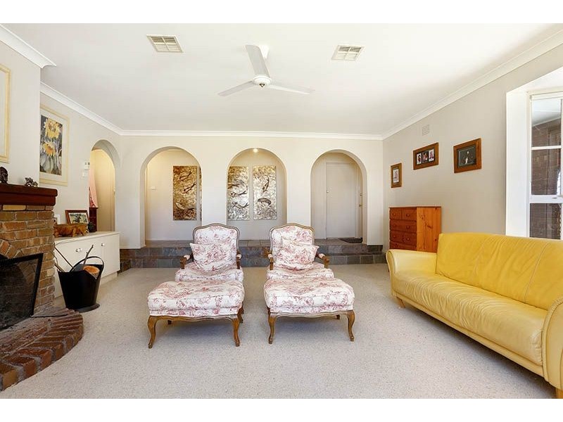 11 McLaurin Drive, Tyabb VIC 3913