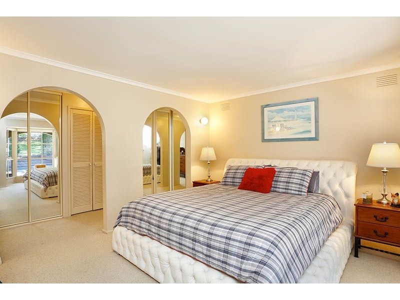 11 McLaurin Drive, Tyabb VIC 3913