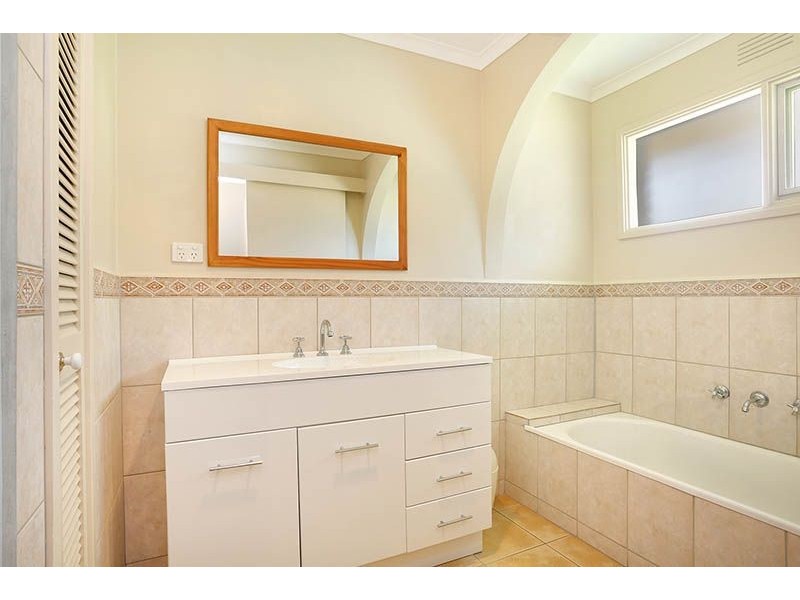 11 McLaurin Drive, Tyabb VIC 3913