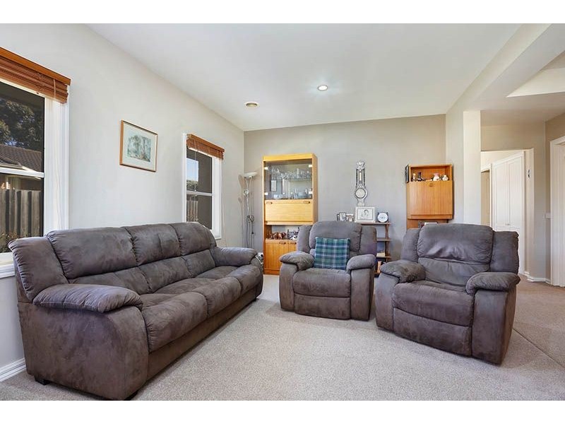 18 Michael Way, Somerville VIC 3912