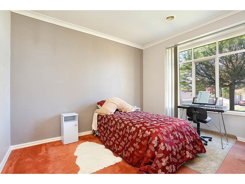18 Michael Way, Somerville VIC 3912