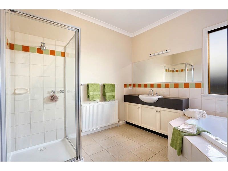 2 Solwood Court, Somerville VIC 3912