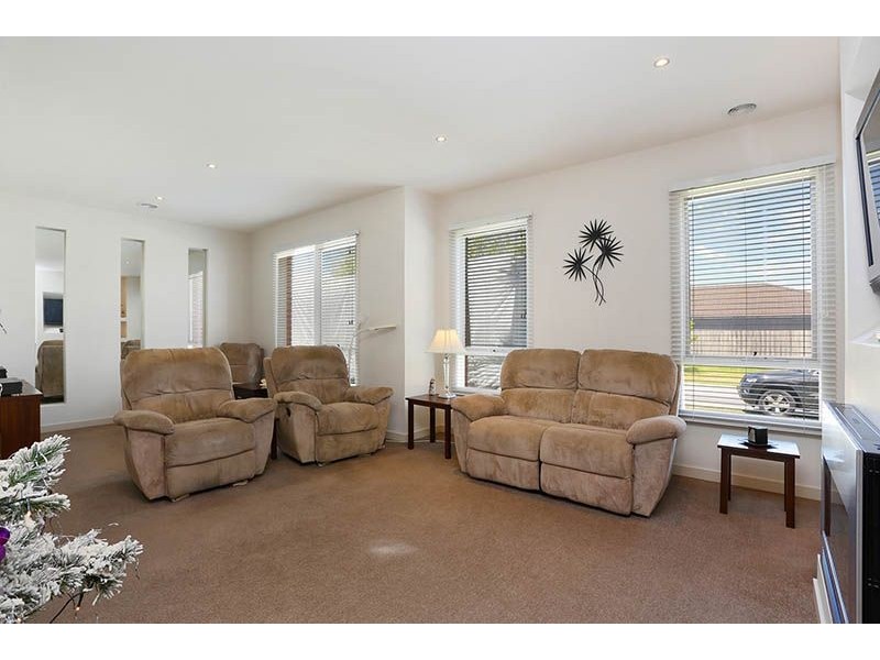 7 Tador Drive, Somerville VIC 3912