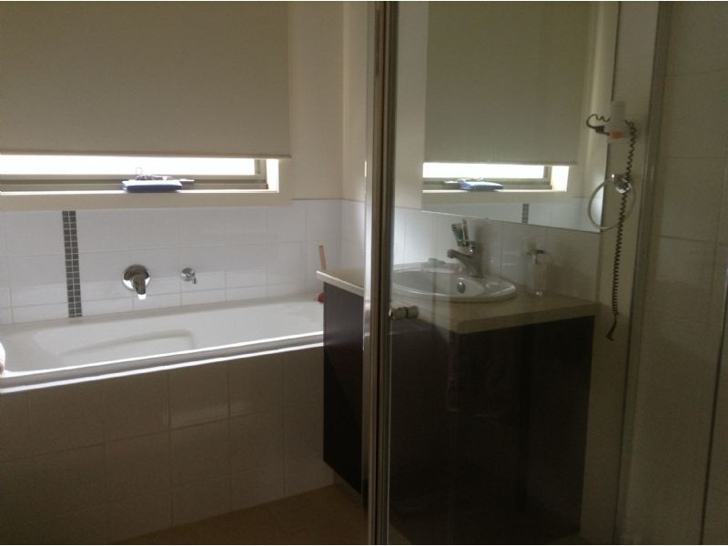 1/1181 Frankston Flinders Rd, Somerville VIC 3912