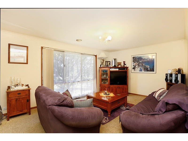 4 Robert Street, Somerville VIC 3912