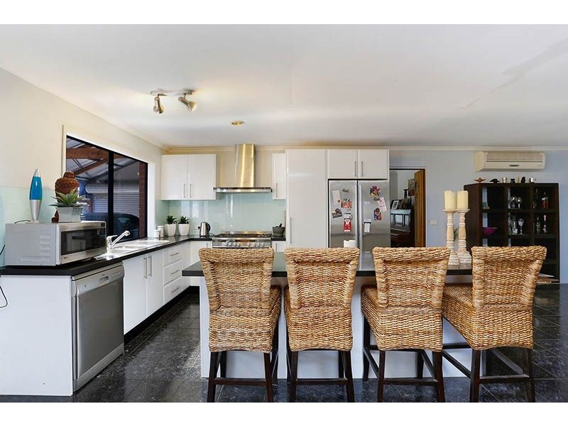 44 Robert Street, Somerville VIC 3912