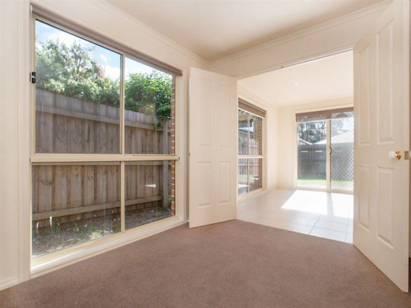2/3 Alfred St, Somerville VIC 3912