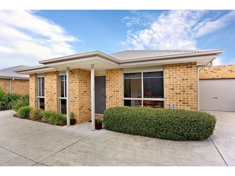 2/28 Orchard Grove, Tyabb VIC 3913