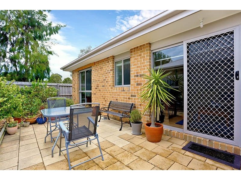 2/28 Orchard Grove, Tyabb VIC 3913