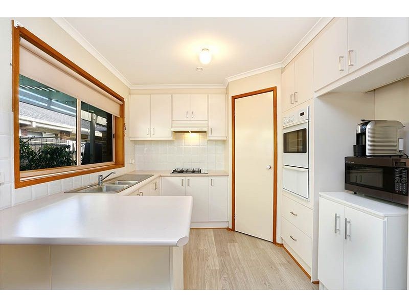 1/4 Sydney Street, Somerville VIC 3912