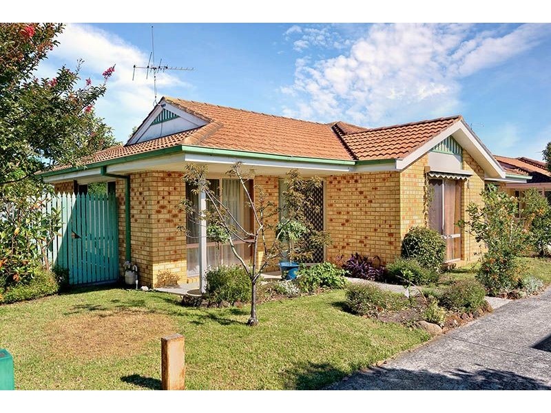 1/4 Sydney Street, Somerville VIC 3912