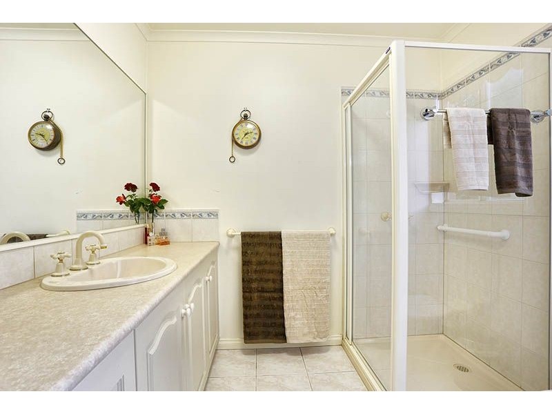 145 Clarendon Drive, Somerville VIC 3912