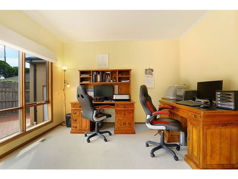 4 Solwood Court, Somerville VIC 3912