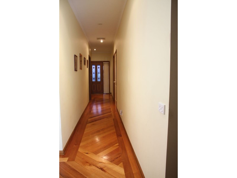 4 Solwood Court, Somerville VIC 3912