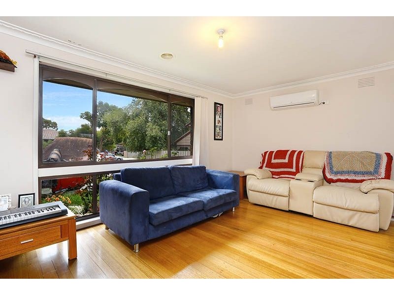 9 Deanswood Drive, Somerville VIC 3912