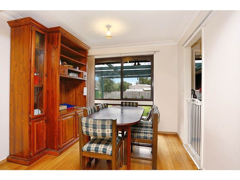 9 Deanswood Drive, Somerville VIC 3912