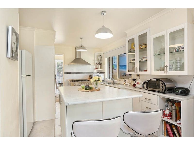 25 Clarendon Drive, Somerville VIC 3912