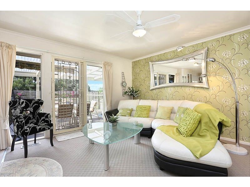 25 Clarendon Drive, Somerville VIC 3912