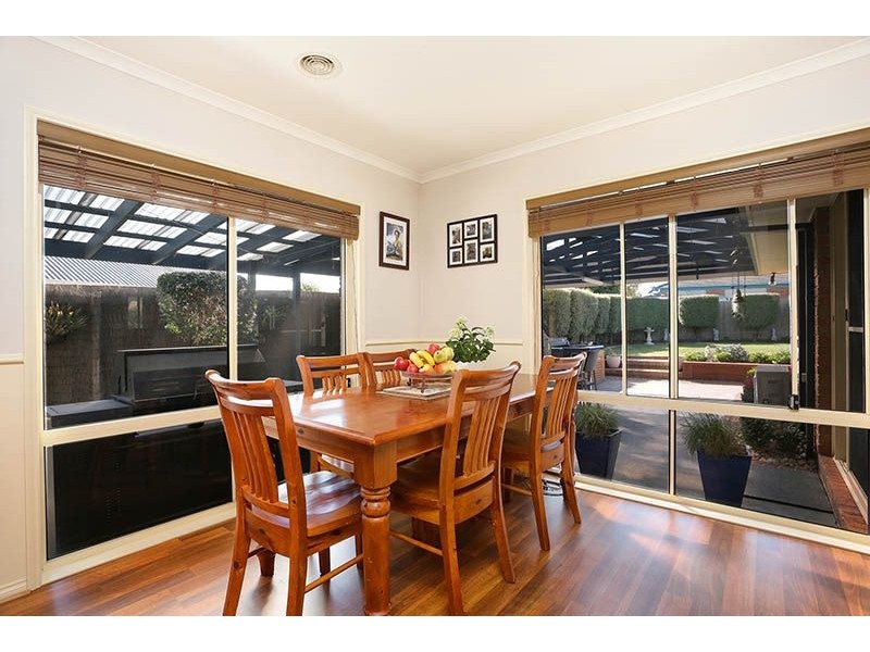 135 Clarendon Drive, Somerville VIC 3912