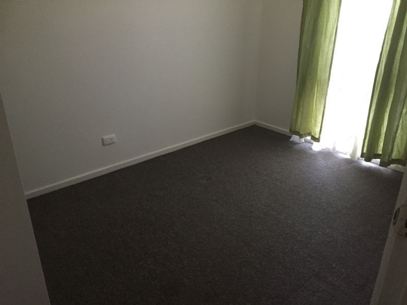 2/32 Clarendon Drive, Somerville VIC 3912