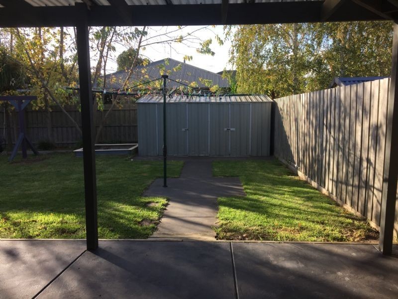 25 Graf Rd, Somerville VIC 3912