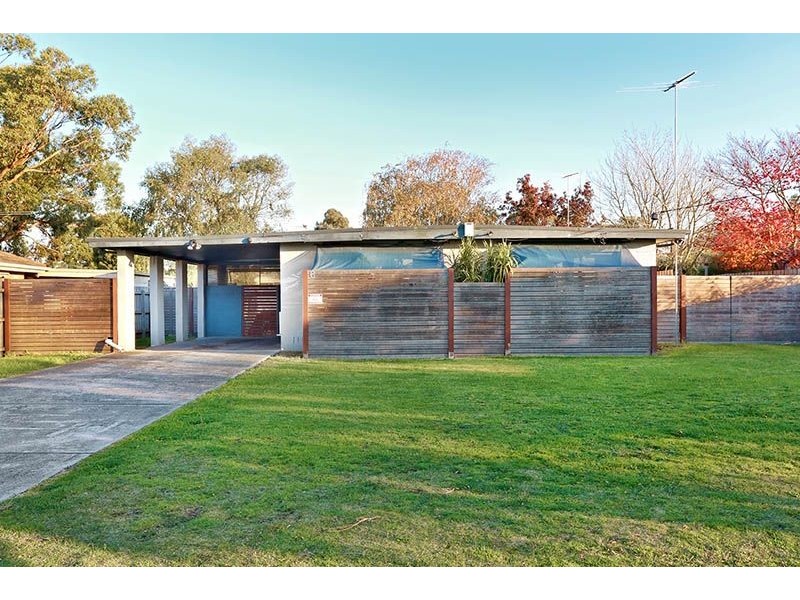 6 Apple Street, Pearcedale VIC 3912