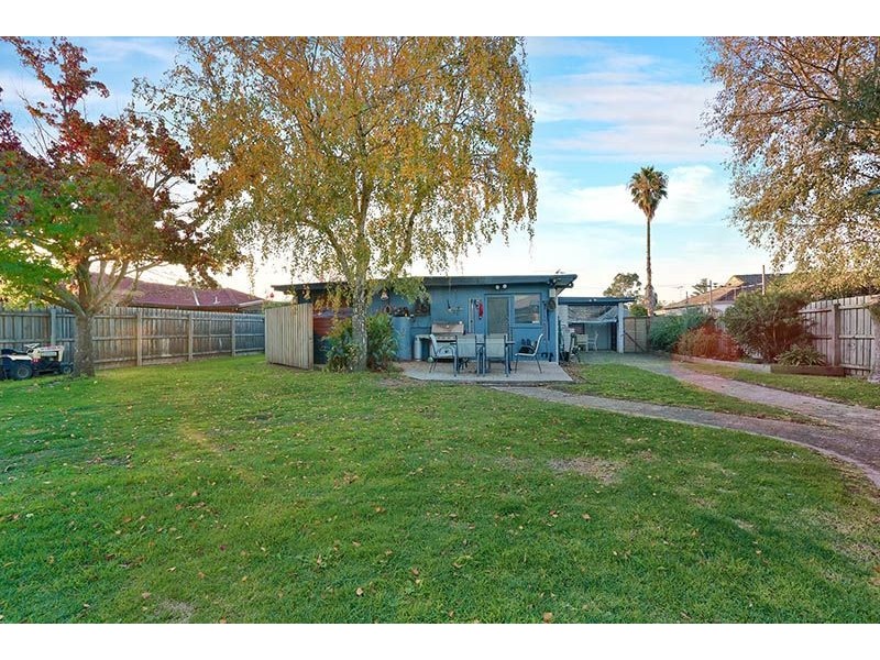 6 Apple Street, Pearcedale VIC 3912