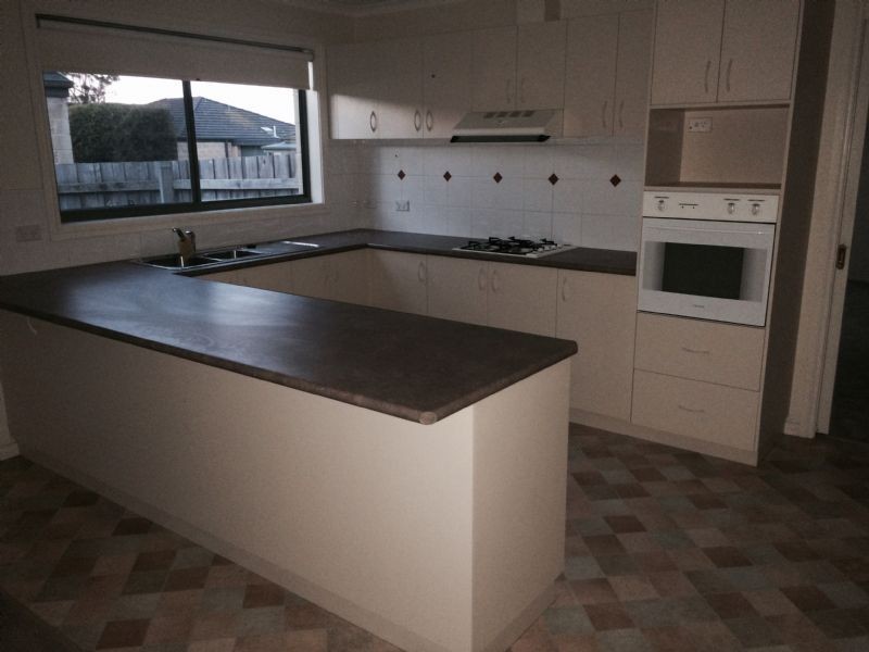 16/29-31 Eramosa Rd East, Somerville VIC 3912