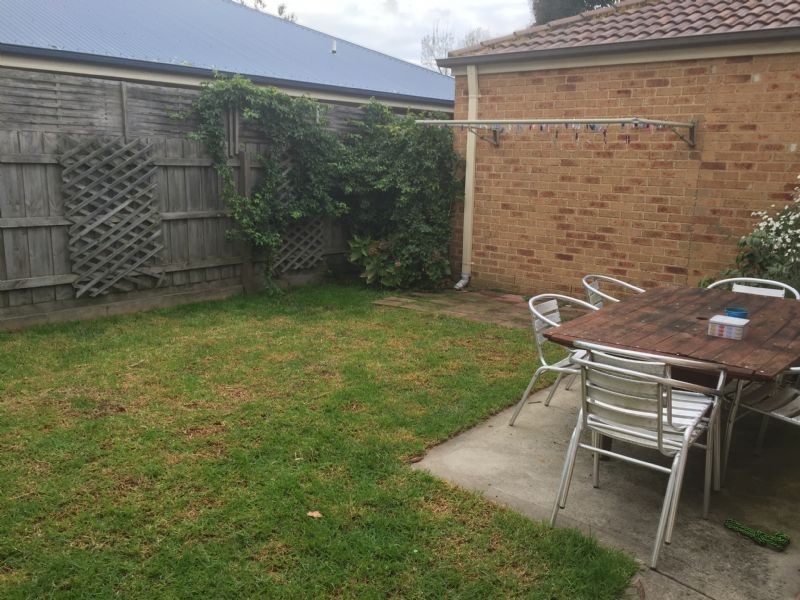 1/1105 Frankston Flinders Rd, Somerville VIC 3912