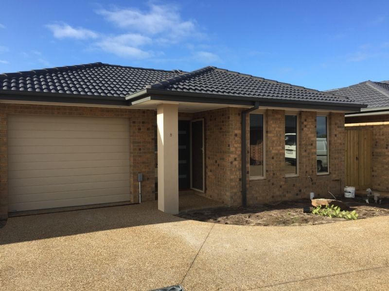 8/20-24 Austin Rd, Somerville VIC 3912