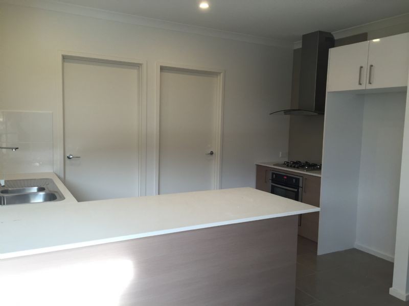 8/20-24 Austin Rd, Somerville VIC 3912