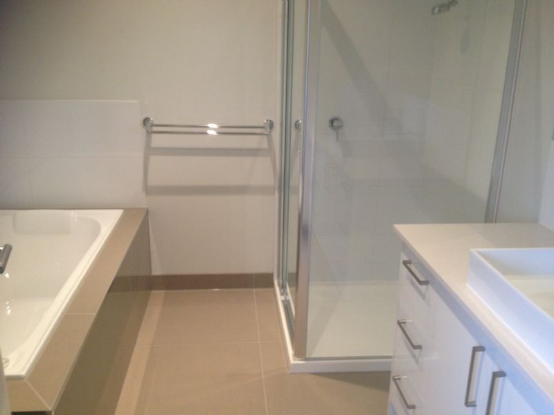 1/4 Rochester Road, Somerville VIC 3912